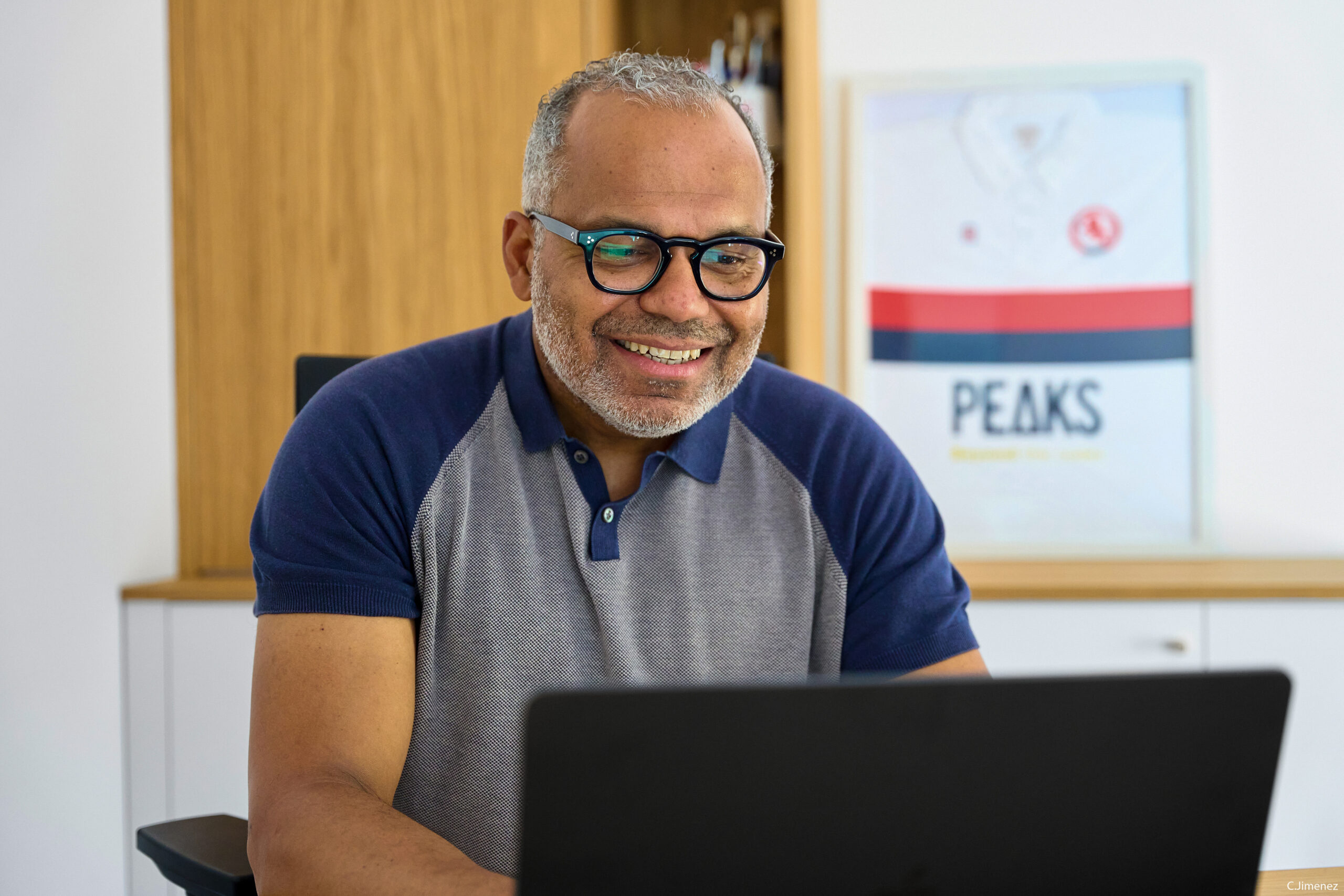 Dirigeant de Peaks à son bureau à Peaks Lyon